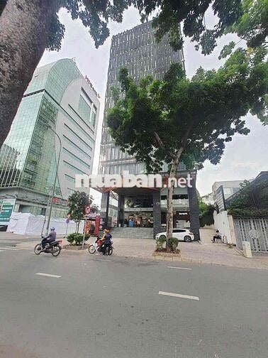 Lời ngay 200 tỷ khi mua nhà ngộp Bank