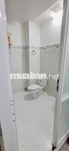 cần pass studio full nội thất giá rẻ gần KCX, UFM