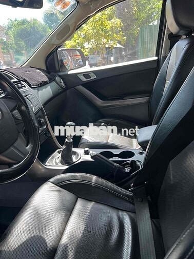 Mazda BT 50 2016 2.2L 4x4 MT - 130000 km