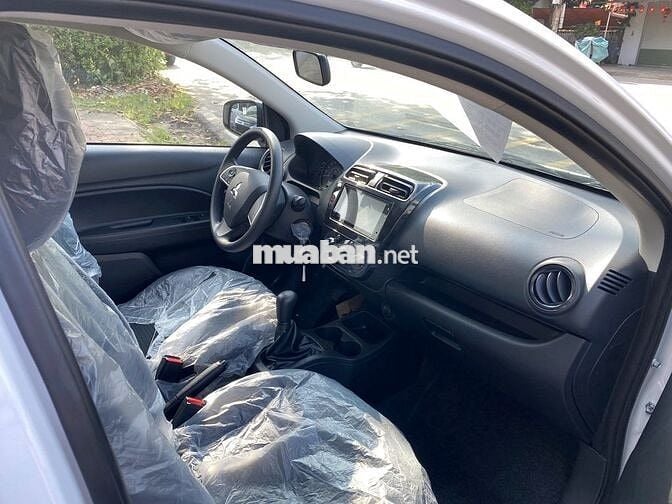 Mitsubishi Attrage 2025 1.2 MT - 10 km