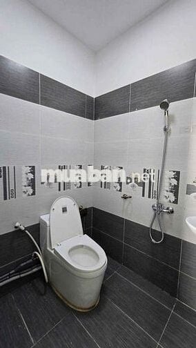 Cho thuê căn hộ 2 ban công cạnh chung cư ECO GREEN quận 7