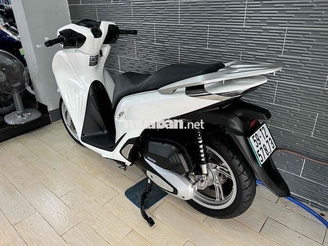 Honda SH 150 date 2022 Trắng Bs Sài Gòn