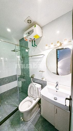 Nhà trọ/ homestay ở ghép cao cấp Lạc Long Quân Tây Hồ giá 1.600k/tháng