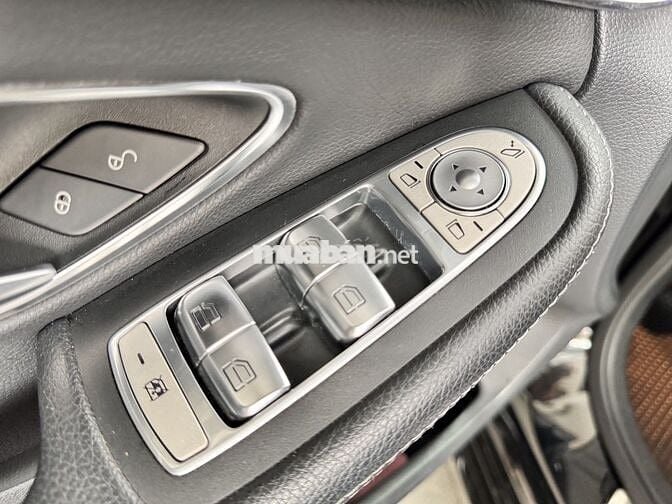 Mercedes Benz C Class 2019 C 300 AMG - 91000 km
