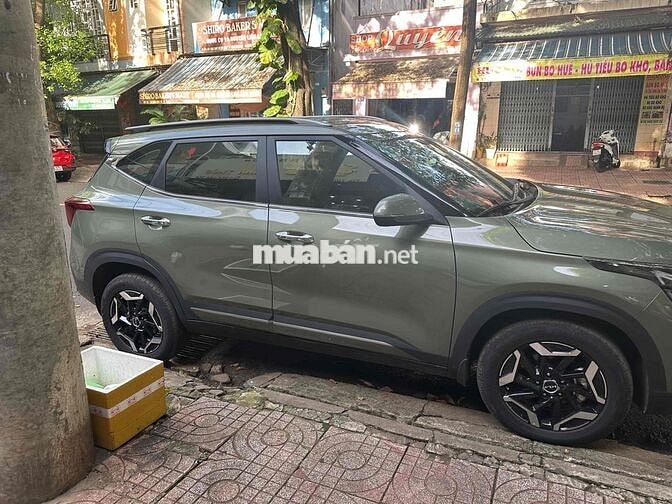 Kia Seltos 2024 Turbo Luxury 1.5 AT - 4892 km