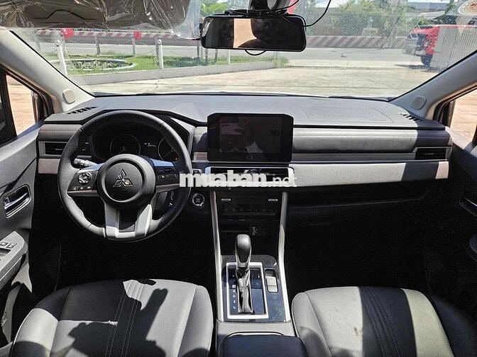 Thanh lý xe Demo - Xpander Premium 2025