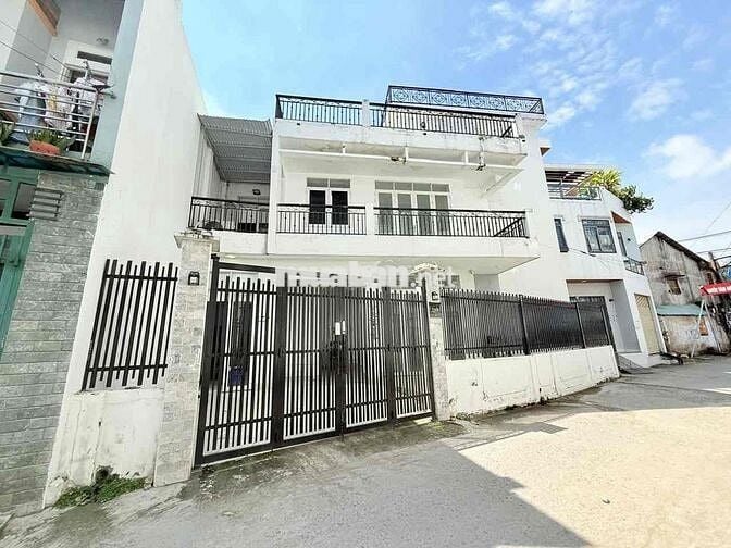 Bán nhà 1 trệt 2 lầu phường Thống Nhất sát bên Vănhoa Villas
