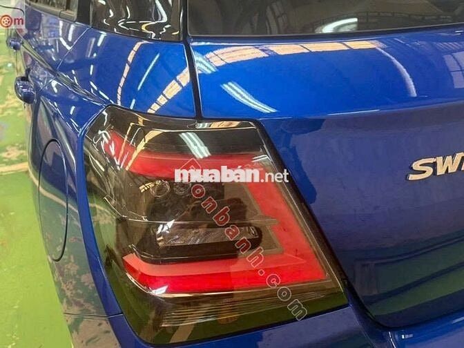 Xe Suzuki Swift 1.2 AT 2025 - 569 Triệu