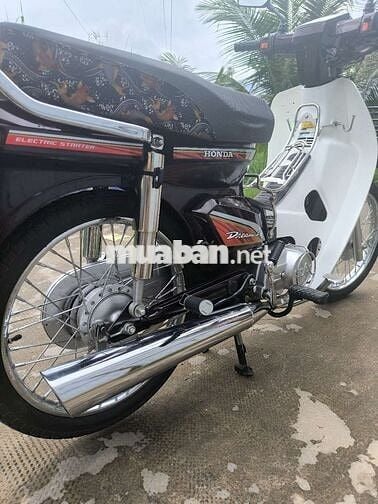 Xe bán nhiều đời chủ bao tranh chấp