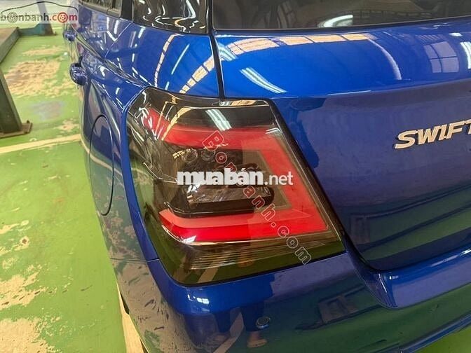 Xe Suzuki Swift 1.2 AT 2025 - 569 Triệu