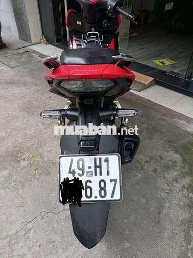 Nhà dư V2 cần ra đi