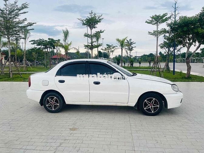 Daewoo Lanos 2003 SX - 123456 km