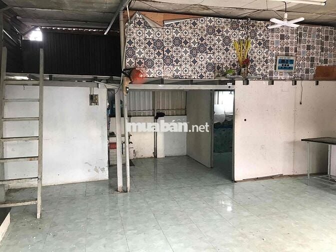 nhà mặt tiền đường ở hoặc buôn bán đều được
