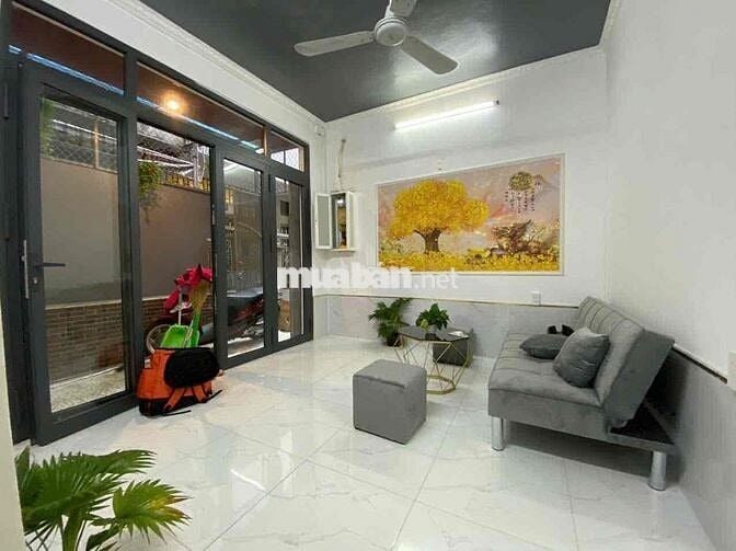 BÁN GẤP NHÀ 3 TẦNG NGAY HOÀNG VĂN THỤ DÒNG TIỀN 20TR CHỈ HƠN 5 tỷ299