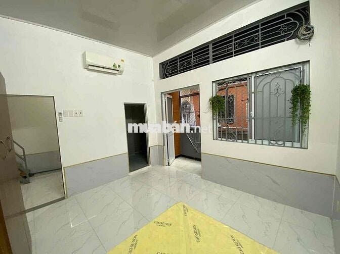 BÁN GẤP NHÀ 3 TẦNG NGAY HOÀNG VĂN THỤ DÒNG TIỀN 20TR CHỈ HƠN 5 tỷ299
