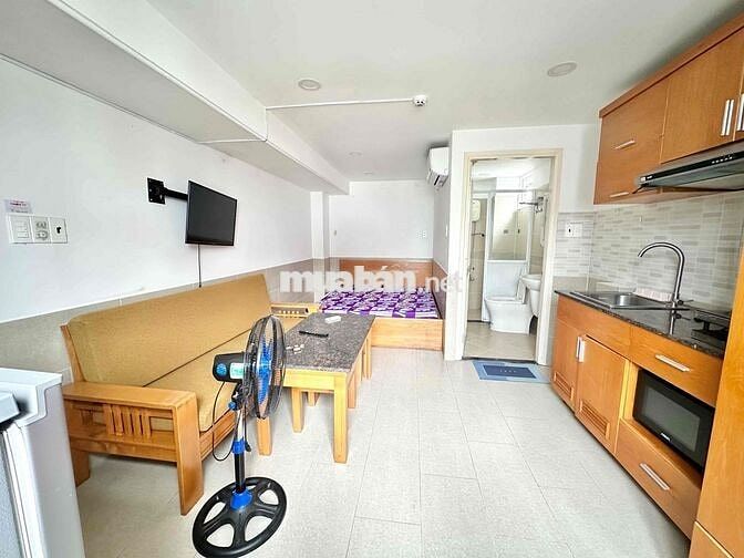 STUDIO QUẬN 4, RỘNG, CỬA SỔ LỚN, NGAY VĨNH HỘI, LUẬT, CẦU ÔNG LÃNH