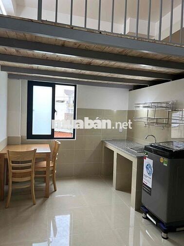 Phòng Đẹp Kế Trường Ngân Hàng, Sư Phạm Kỹ Thuật