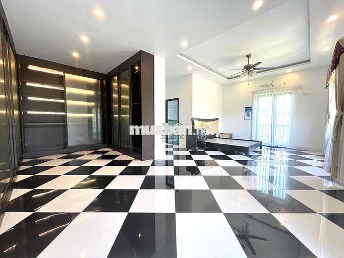 CHO THUÊ BIỆT THỰ  3 TẦNG SÂN VƯỜN BẮC NHA TRANG GIÁ 60 TRIỆU/ THÁNG