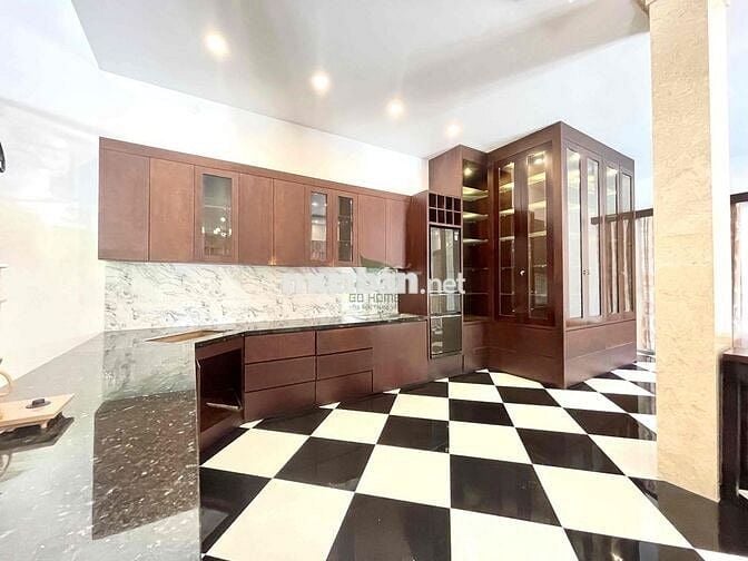 CHO THUÊ BIỆT THỰ  3 TẦNG SÂN VƯỜN BẮC NHA TRANG GIÁ 60 TRIỆU/ THÁNG
