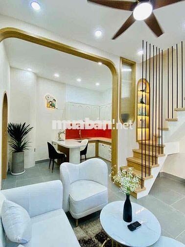 QUANG TRUNG 43/50m2(7x7)-P14 GV- XE HƠI TỚI NHÀ-TẶNG NT-NỞ HẬU-NGANG 7