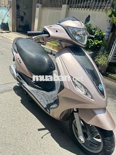 Piagio Fly Máy zin siêu êm ngon.xe còn đẹp lắm