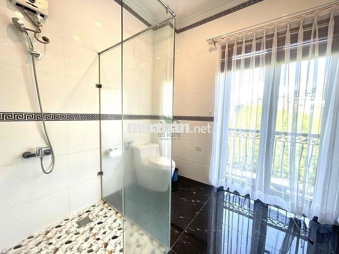 CHO THUÊ BIỆT THỰ  3 TẦNG SÂN VƯỜN BẮC NHA TRANG GIÁ 60 TRIỆU/ THÁNG