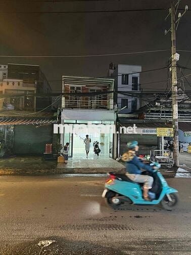 Mặt tiền nhà nguyên căn quận 12 ngay gần ngã 3 đông quan trước cổngKCN