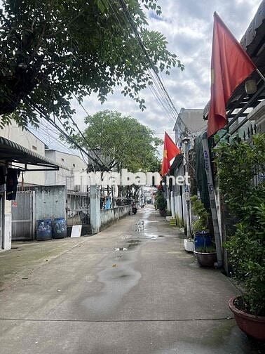 NHÀ LẦU CHỈ 3,8 TỶ NGAY QL1A GẦN NGÃ TƯ GA HXH AN PHÚ ĐÔNG GIÁP GÒ VẤP