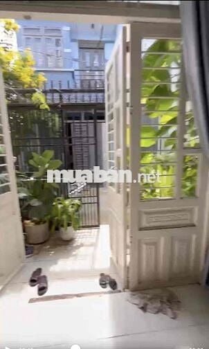 cho thuê nhà binhd thành bình tân có nội thất nhà sạch sẽ ở ngay giá r