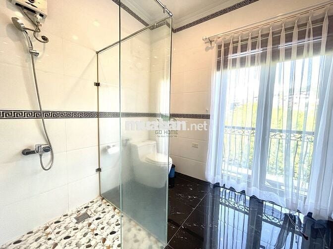 CHO THUÊ BIỆT THỰ 3 TẦNG SÂN VƯỜN HỒ BƠI BẮC NHA TRANG GIÁ 60 TRIỆU