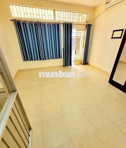 Nhà trống, (4.5x7m), hẻm 5m, 451/24B Tô Hiến Thành_P.14_Q.10