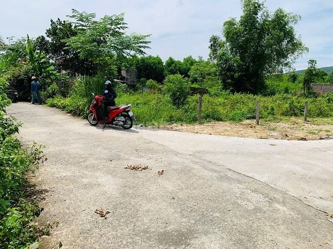"LÔ GÓC 200m2” - đường thông 2 đầu - Nam Kỳ Khởi nghĩa, Hoà Khương