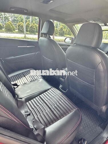 Kia Sonet 2023 Premium 1.5 AT - 16000 km