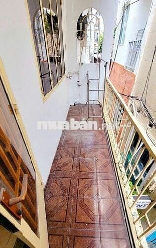 Nhà trống, (4.5x7m), hẻm 5m, 451/24B Tô Hiến Thành_P.14_Q.10