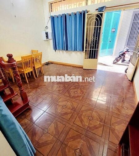 Nhà trống, (4.5x7m), hẻm 5m, 451/24B Tô Hiến Thành_P.14_Q.10