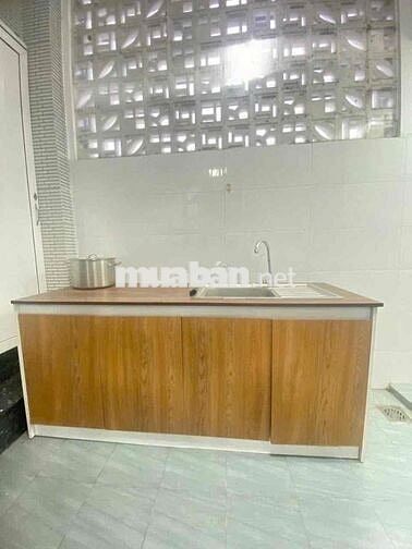 NHÀ MỚI ĐẸP ĐƯỞNG OTO THÔNG THƯƠNG PHÙ HỢP VĂN PHÒNG SPA DẠY HỌC.