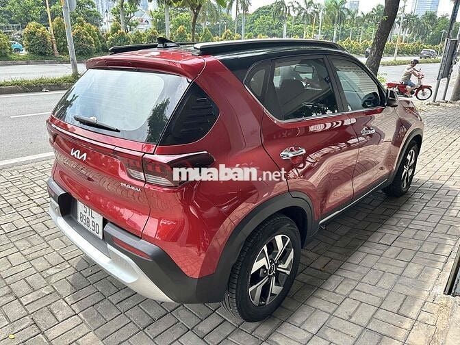 Kia Sonet 2023 Premium 1.5 AT - 16000 km