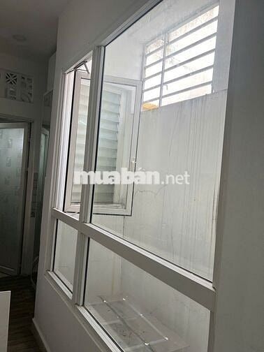 CHDV full nội thất Phú Nhuận gần trung tâm thoáng mát sạch sẽ giá 4tr3