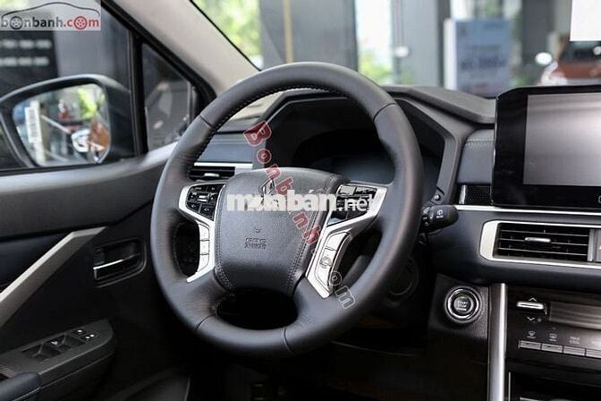 Mitsubishi Xpander Cross 1.5 AT 2025 - 613 Triệu