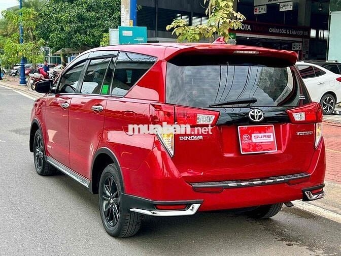 Toyota Innova 2019 Venturer - 112800 km