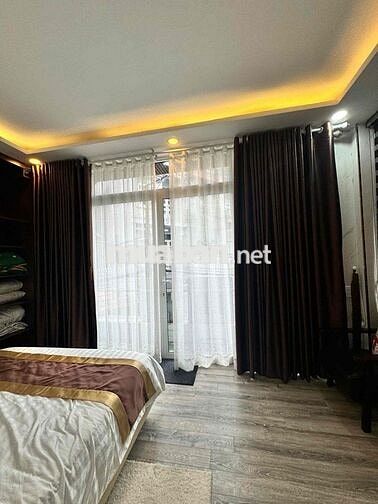 CĂN HỘ 1PN CAO CẤP SANG TRỌNG GẦN VÒNG XOAY LĂNG CHA CẢ.