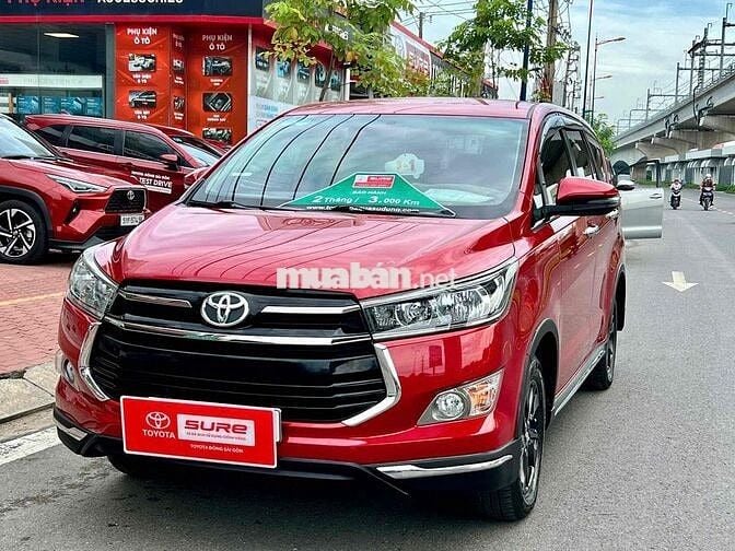 Toyota Innova 2019 Venturer - 112800 km