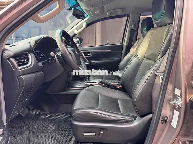 Toyota Fortuner 2022 2.4L 4x2 AT - 54400 km
