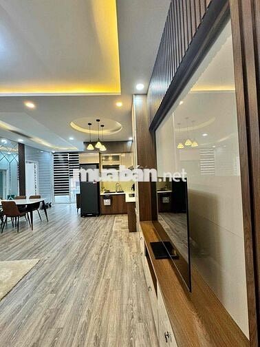 CĂN HỘ 1PN CAO CẤP SANG TRỌNG GẦN VÒNG XOAY LĂNG CHA CẢ.