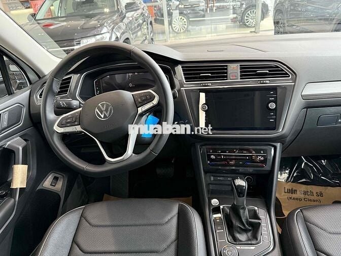 Volkswagen Tiguan 2023 mới 100% chỉ 200tr nhận xe