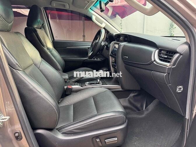 Toyota Fortuner 2022 2.4L 4x2 AT - 54400 km