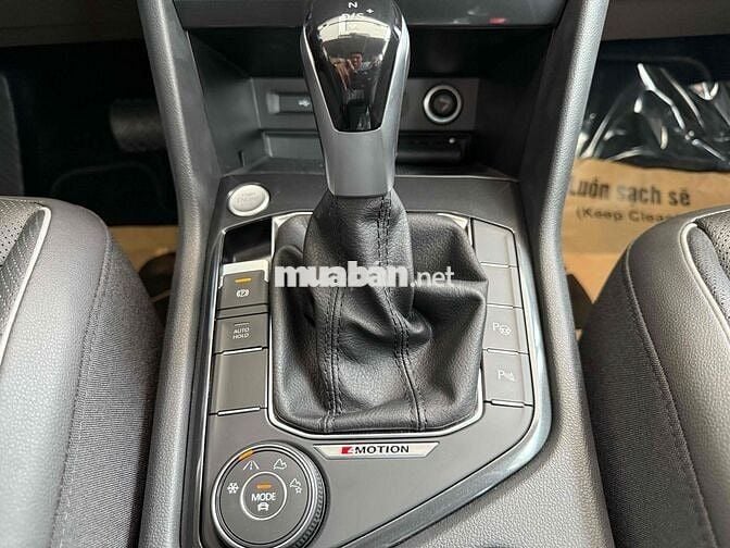 Volkswagen Tiguan 2023 mới 100% chỉ 200tr nhận xe