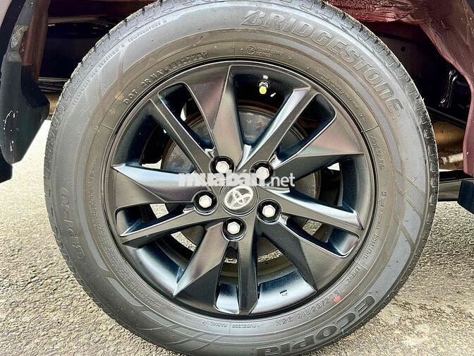 Toyota Innova 2019 Venturer - 112800 km