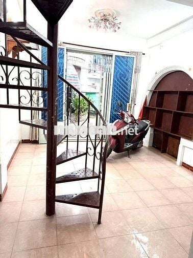 CHO THUÊ NHÀ NGUYÊN CĂN _ THÁI PHIÊN Q11 _ GIÁ 8TR9 CHỐT