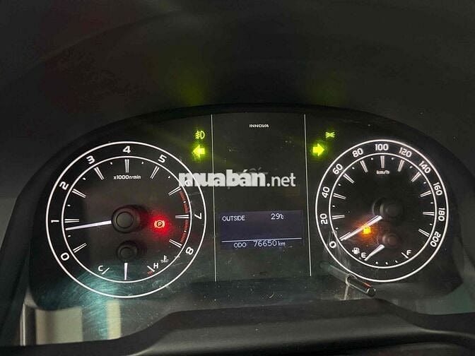 Toyota Innova 2019 2.0E - 76600 km